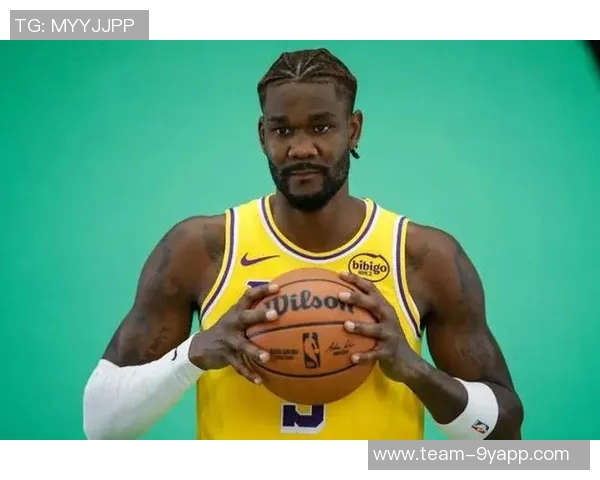 艾顿本季面对顶级内线表现出色7战全胜场均18分10篮板命中率高达72